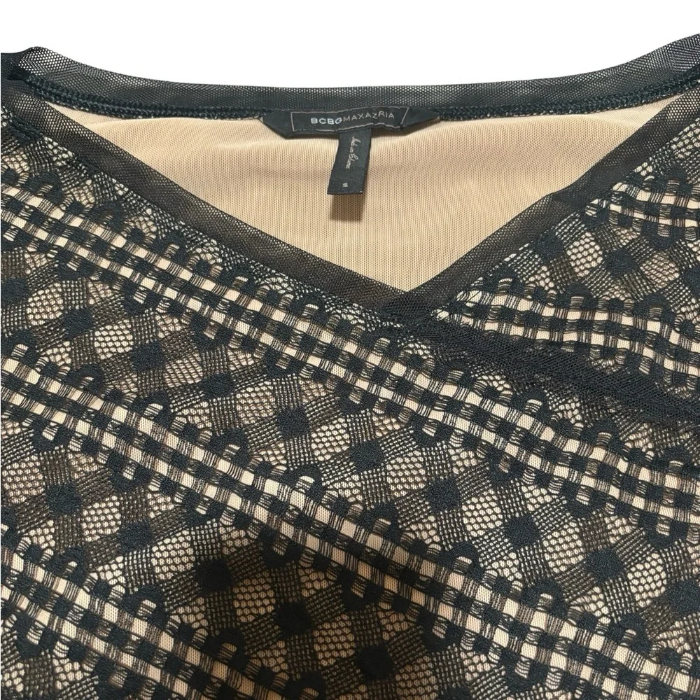Summer Sale ☀️ BCBGMaxAzria Black Lace Crop Top Sheer Mesh Top Size Small
